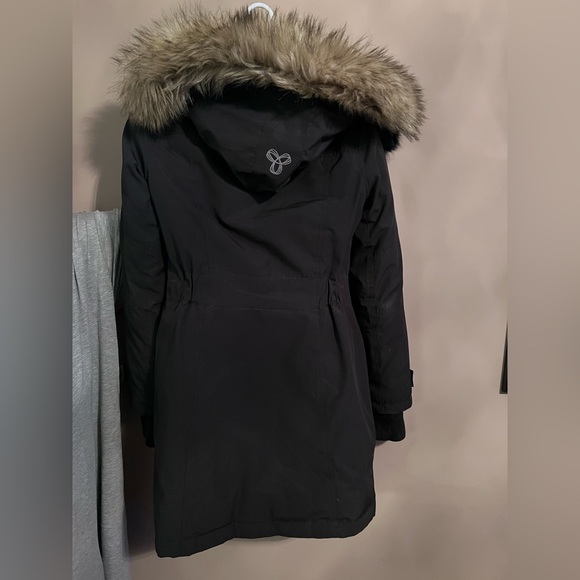 Aritzia tna x-small bancroft black parka - Picture 2 of 6